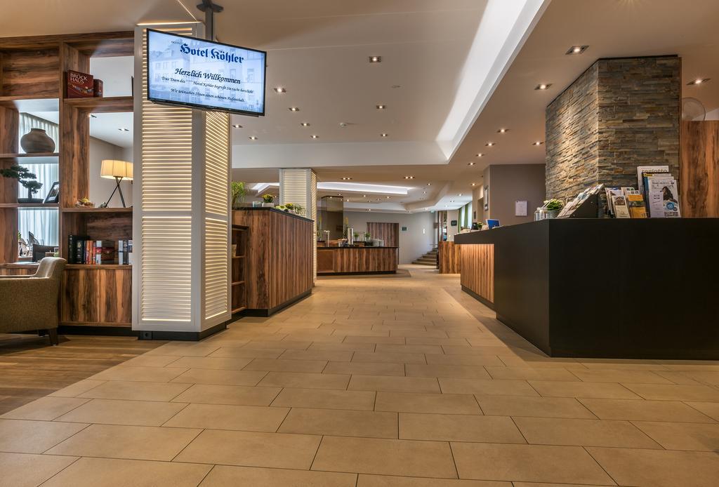 Akzent Hotel Koehler Гисен Экстерьер фото