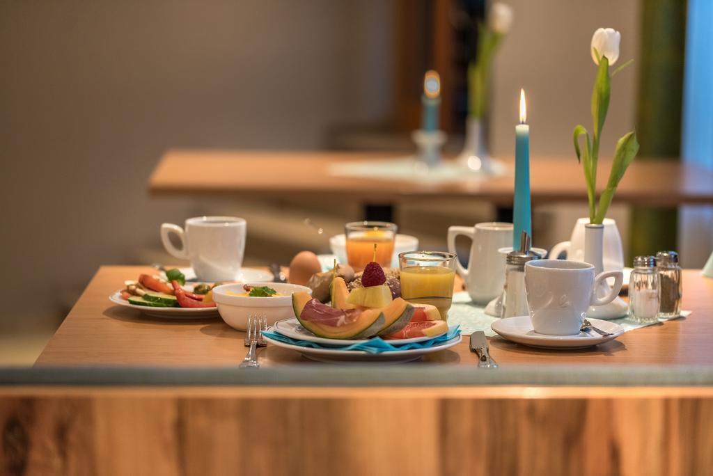 Akzent Hotel Koehler Гисен Экстерьер фото