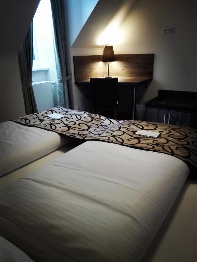 Akzent Hotel Koehler Гисен Экстерьер фото