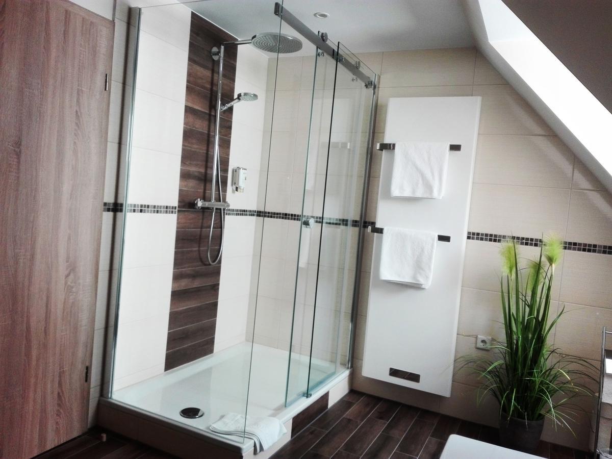 Akzent Hotel Koehler Гисен Экстерьер фото