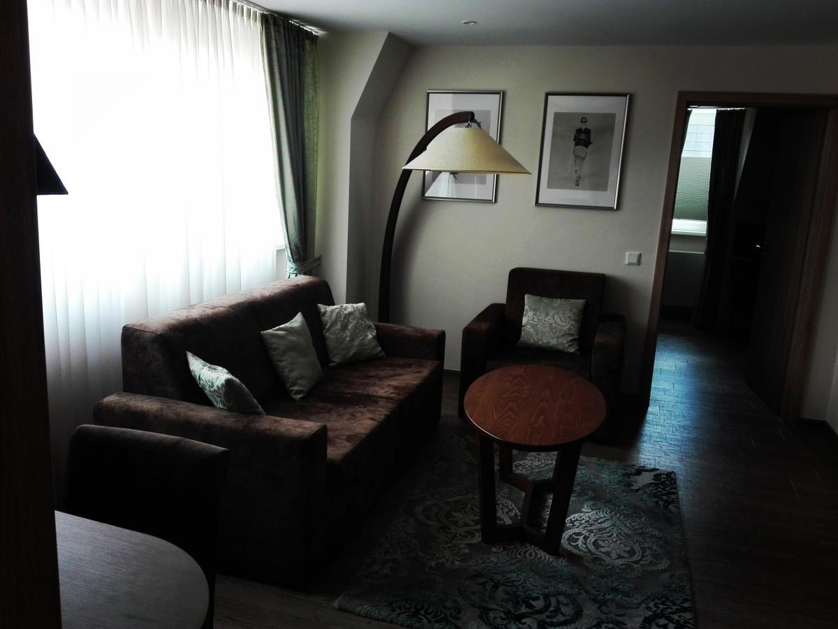 Akzent Hotel Koehler Гисен Экстерьер фото